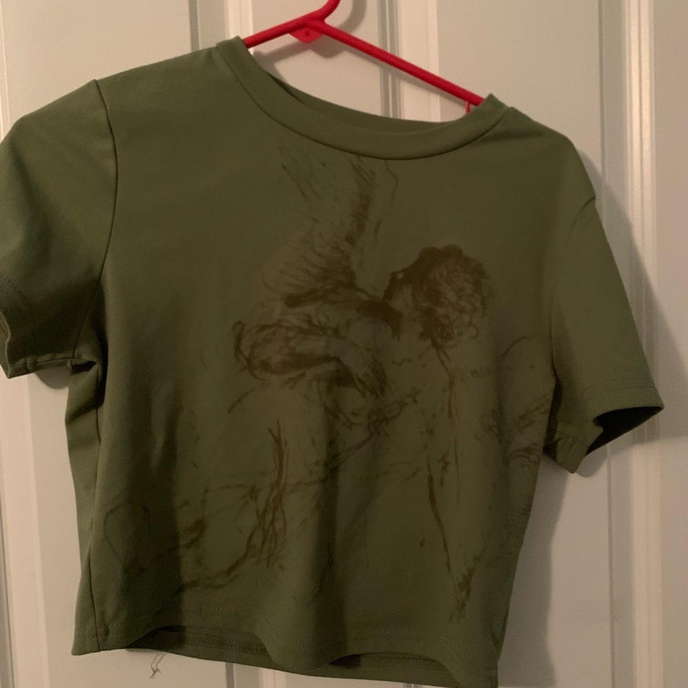 Green top ~ not that cropped depending on how long your torso is